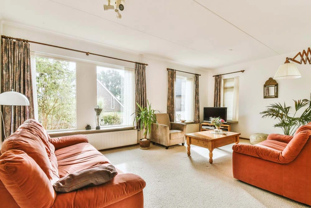 Airbnb rules Toronto: interior of a Toronto short-term rental apartment