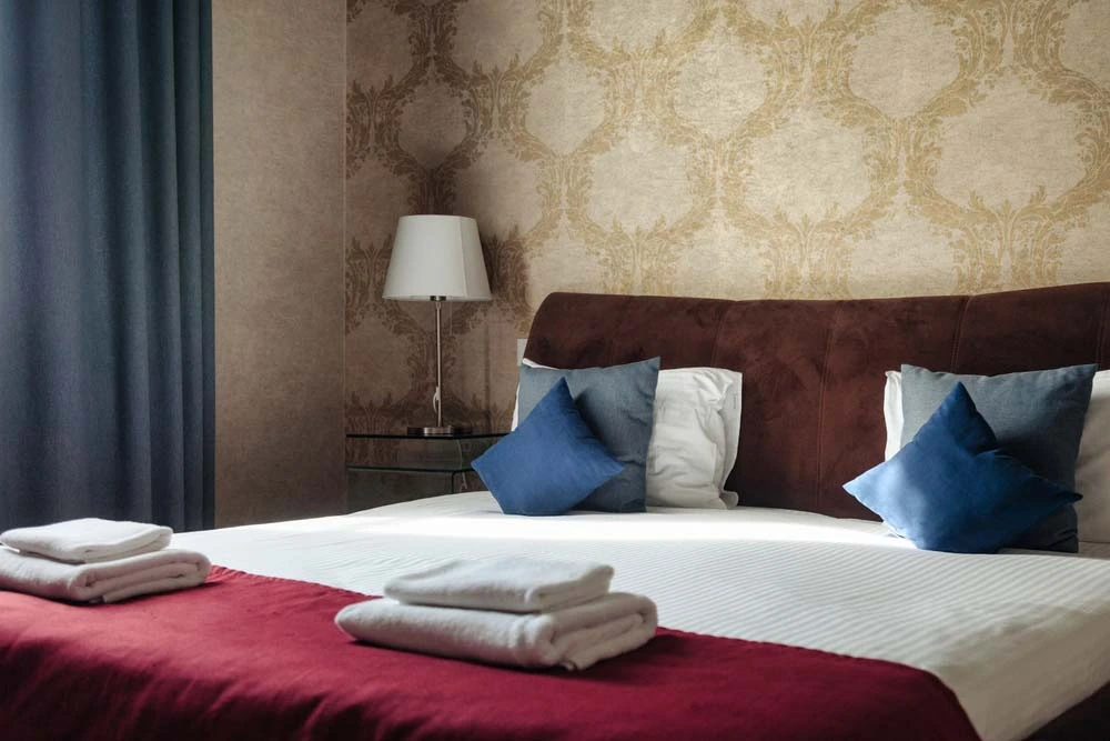 Airbnb bedroom with queen bed