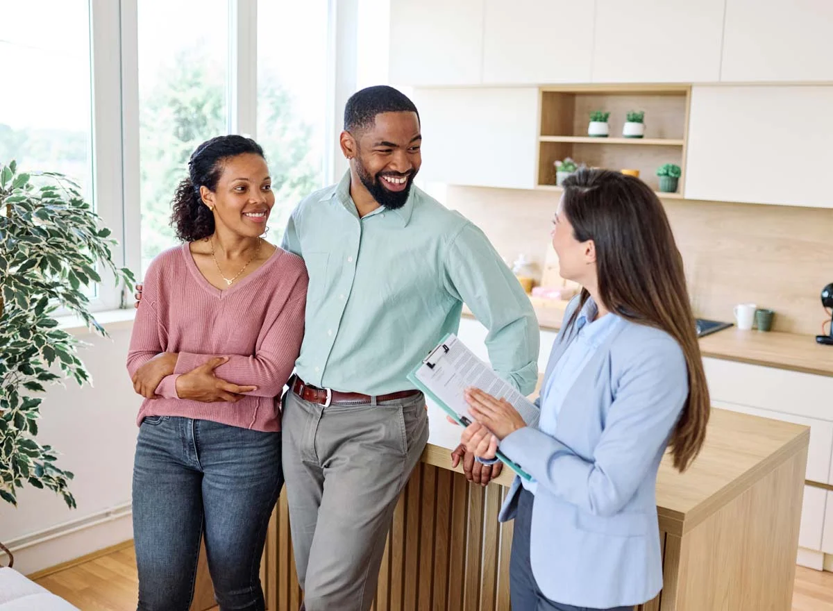 A professional Airbnb manager providing high-quality hospitality services for guests