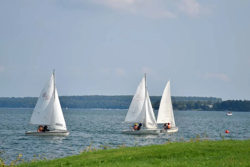 Scenic view of the Barrie waterfront and Kempenfelt Bay during a sunny day