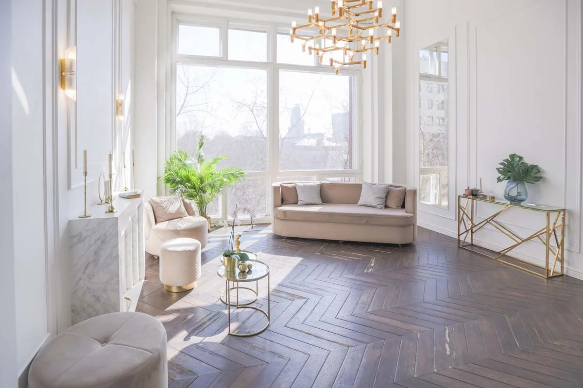 A professionally staged and cleaned luxury living room in a Scottsdale vacation rental