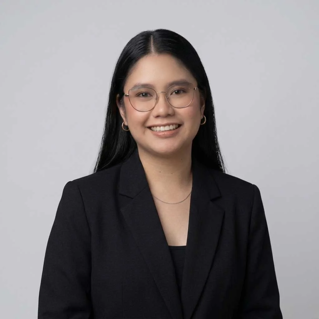Professional-headshot-of-Athena-Tolentino,-a-content-writer-for-Guestable,-a-premier-short-term-rental-company
