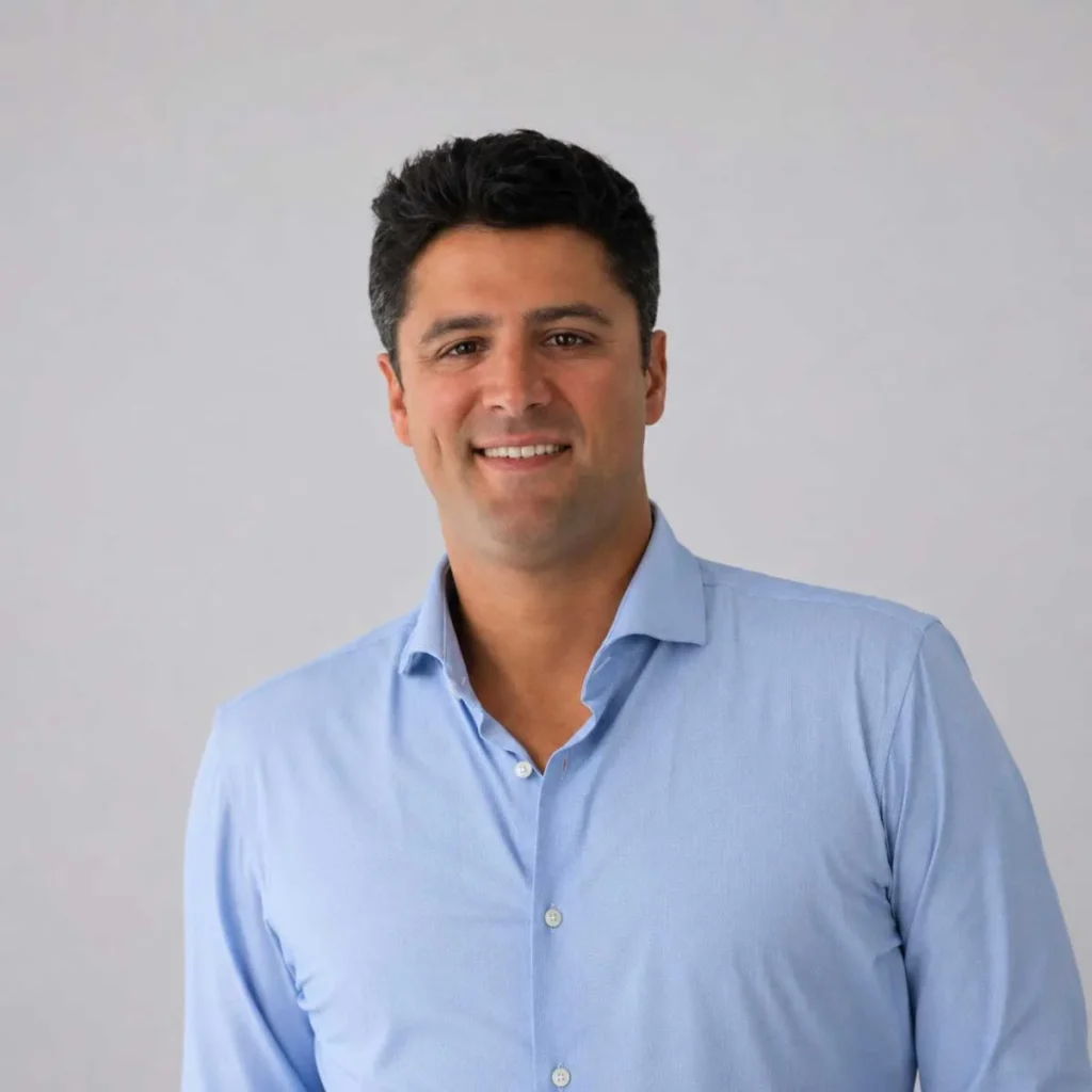 Professional headshot of Daniel Quance, a sales expert for Guestable, a short term rental company