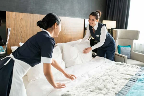 housekeeping team preparing a Broward County rental between guest stays